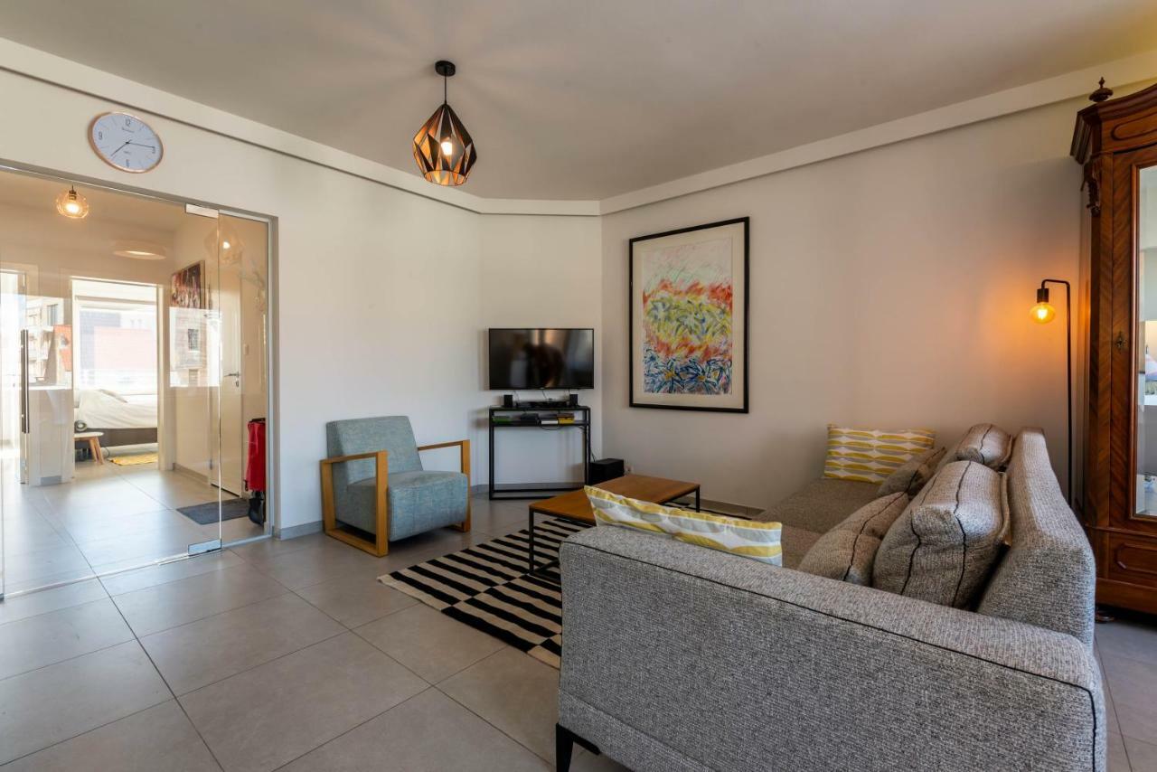 Modern Apartment With Free Parking オステンド エクステリア 写真