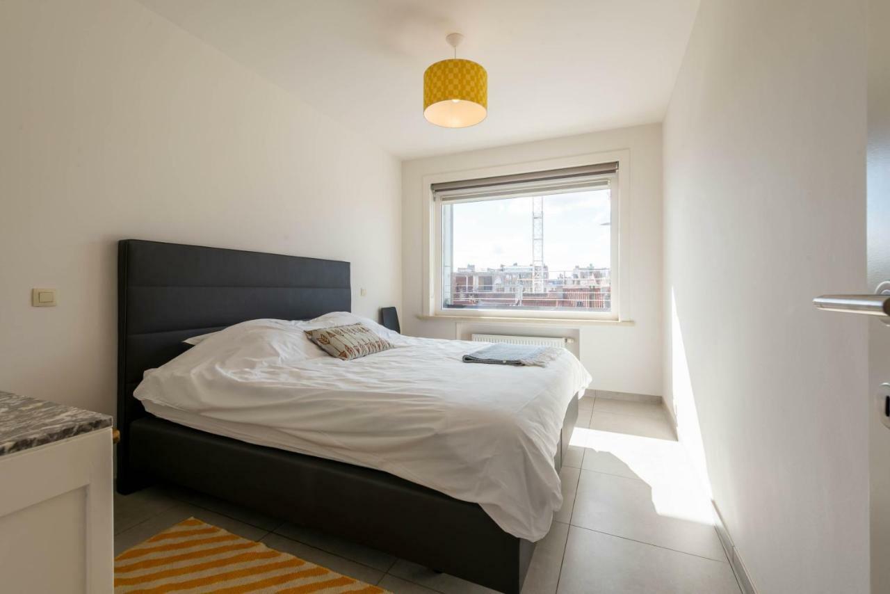 Modern Apartment With Free Parking オステンド エクステリア 写真