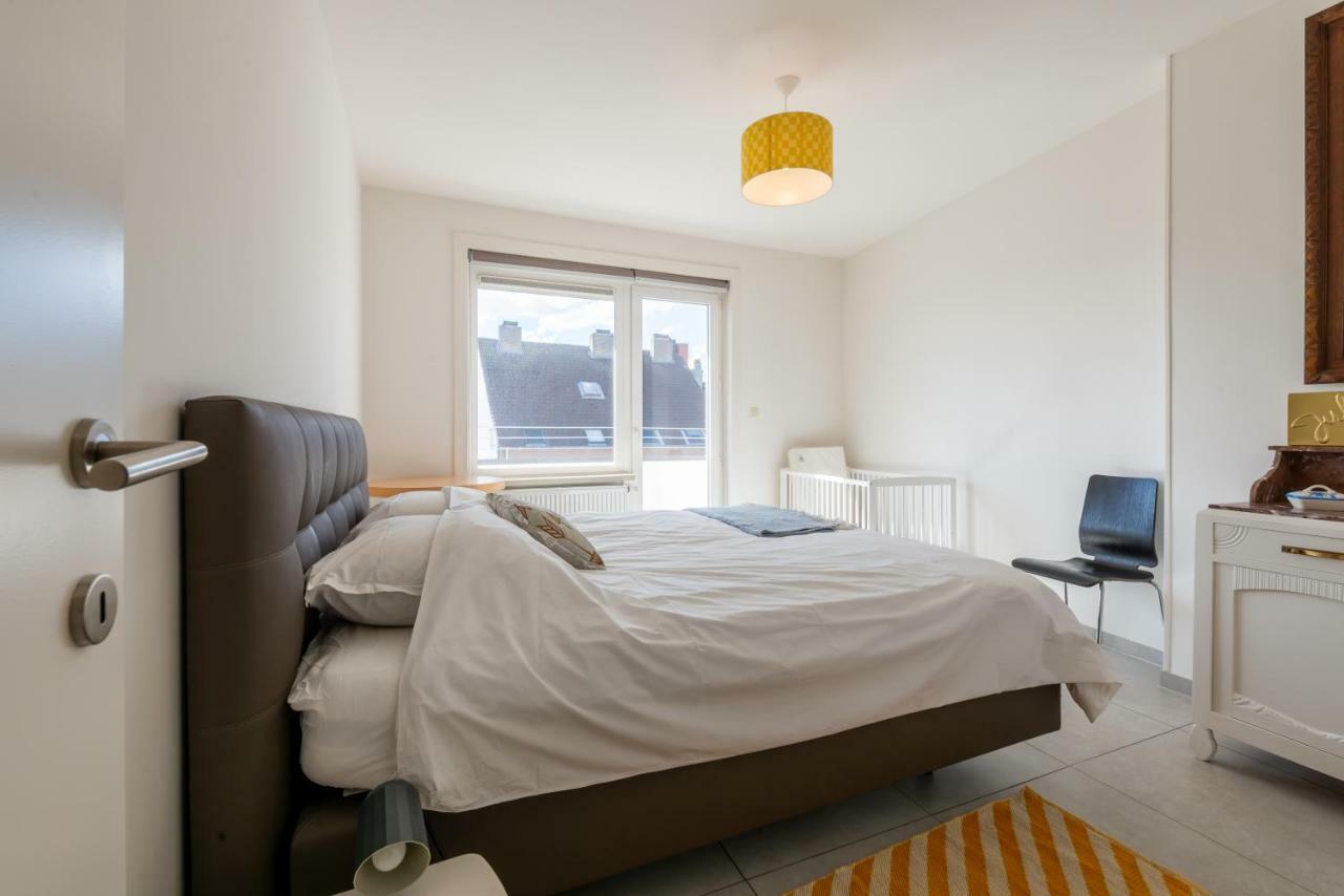 Modern Apartment With Free Parking オステンド エクステリア 写真