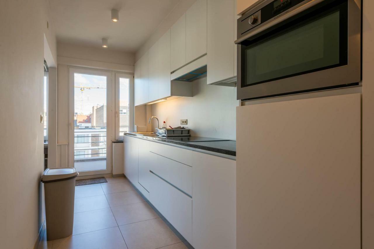 Modern Apartment With Free Parking オステンド エクステリア 写真