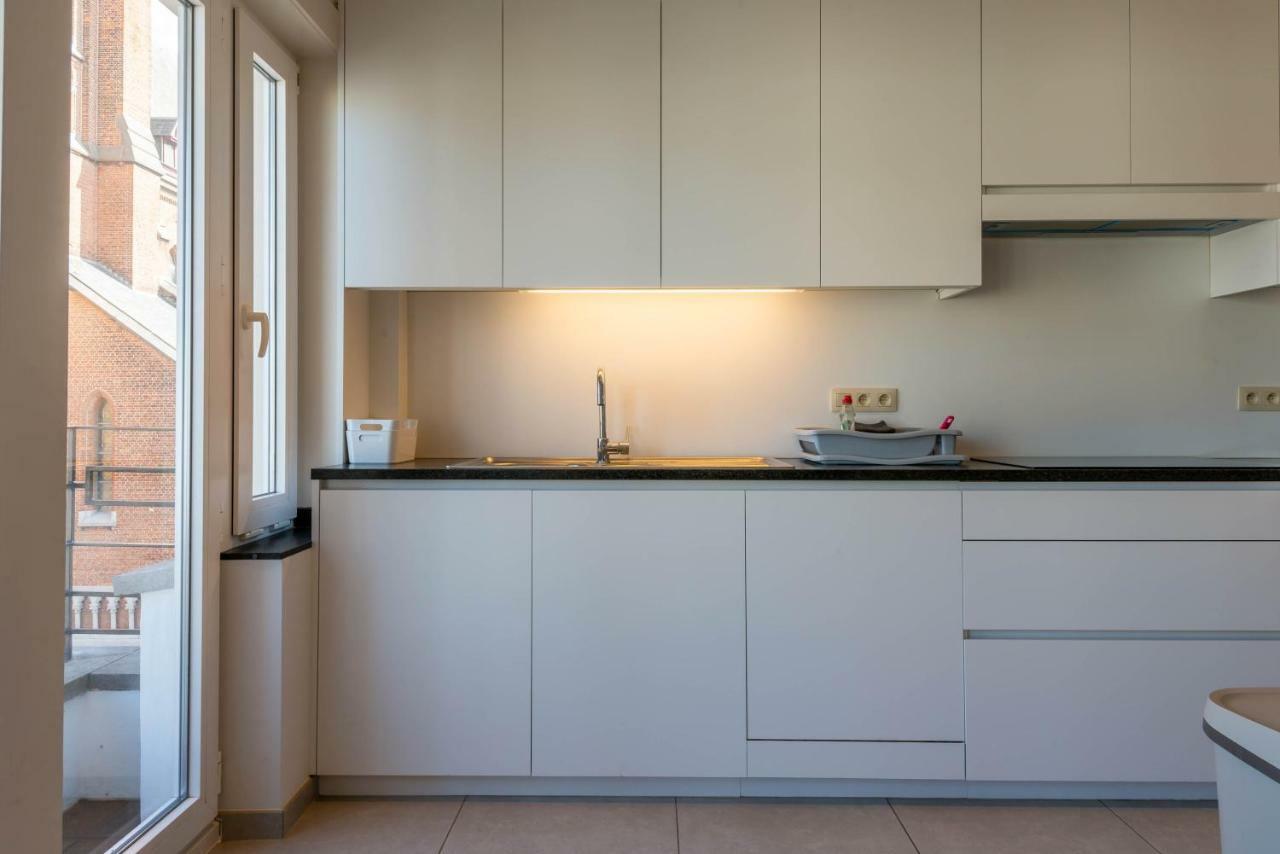 Modern Apartment With Free Parking オステンド エクステリア 写真