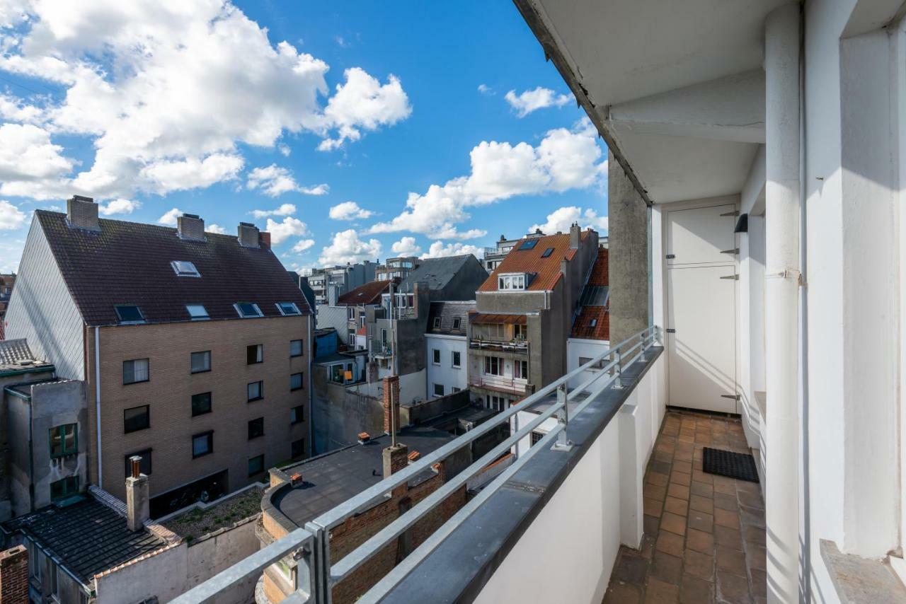 Modern Apartment With Free Parking オステンド エクステリア 写真