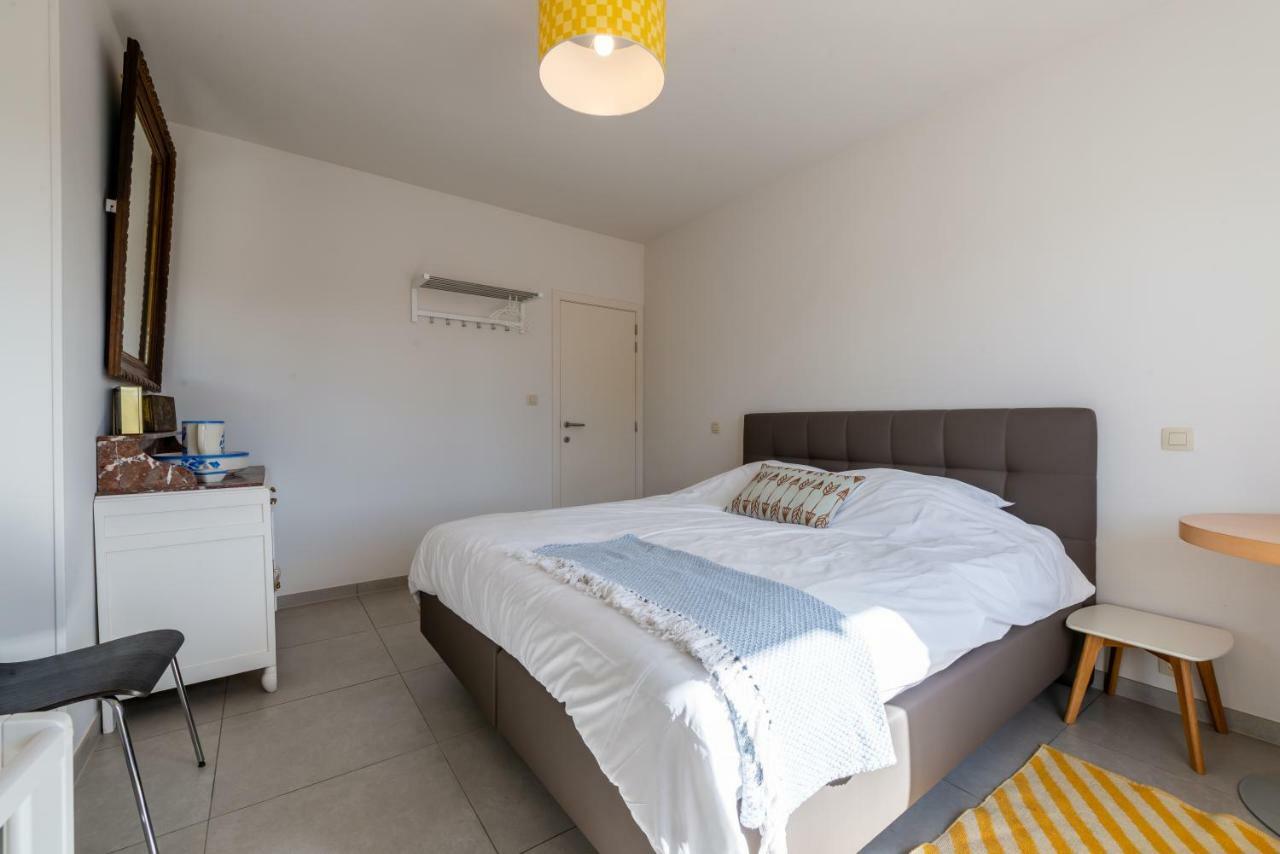 Modern Apartment With Free Parking オステンド エクステリア 写真